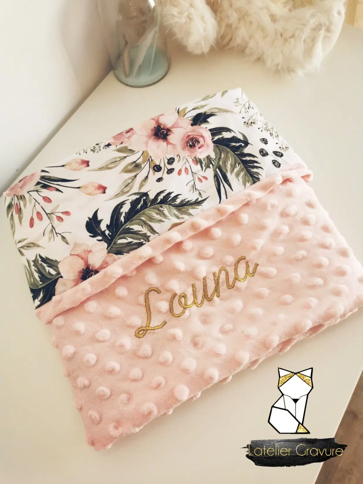 Couverture bébé minky et coton brodée