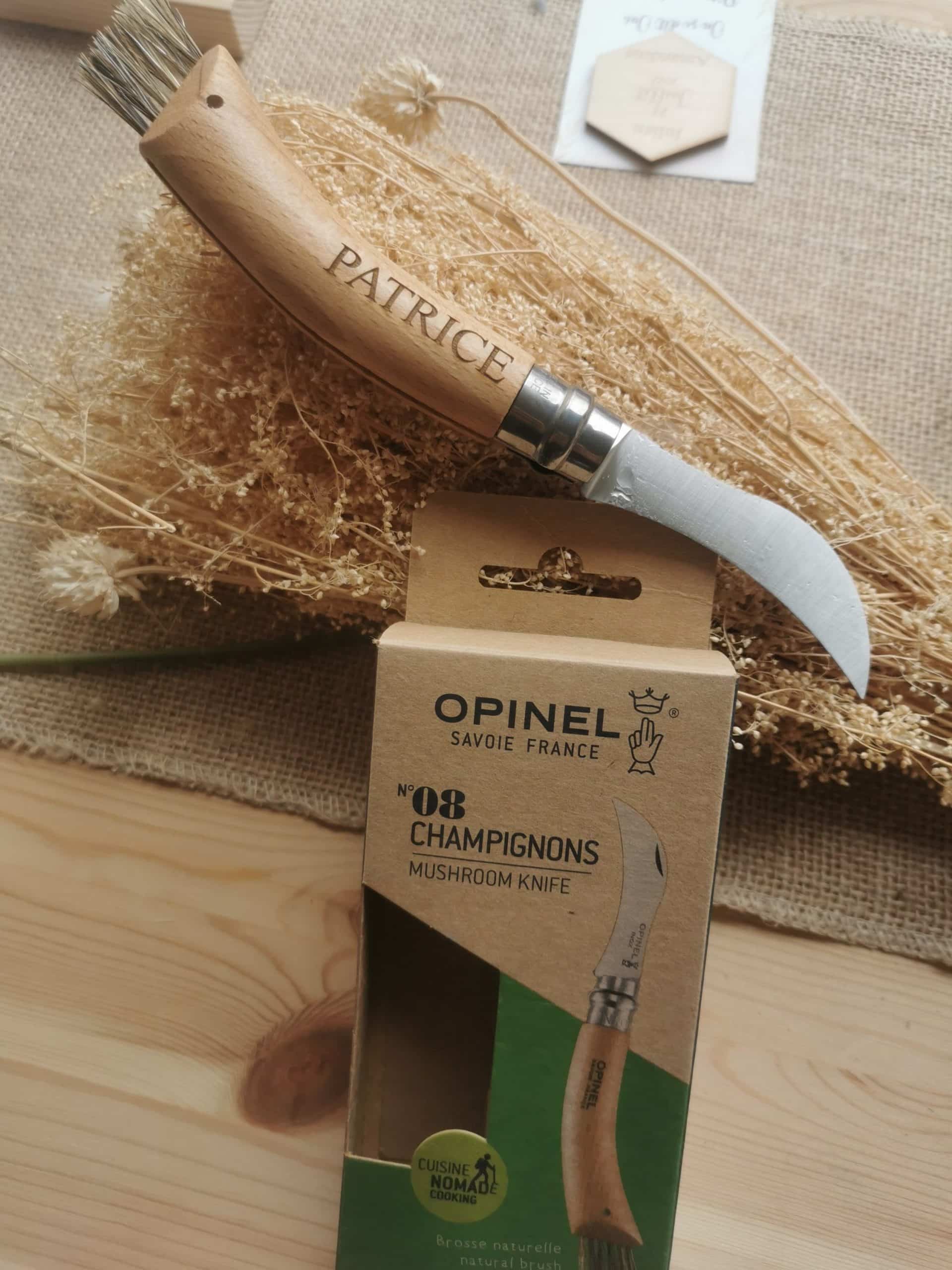 Couteau à champignons Opinel N°8 avec brosse 