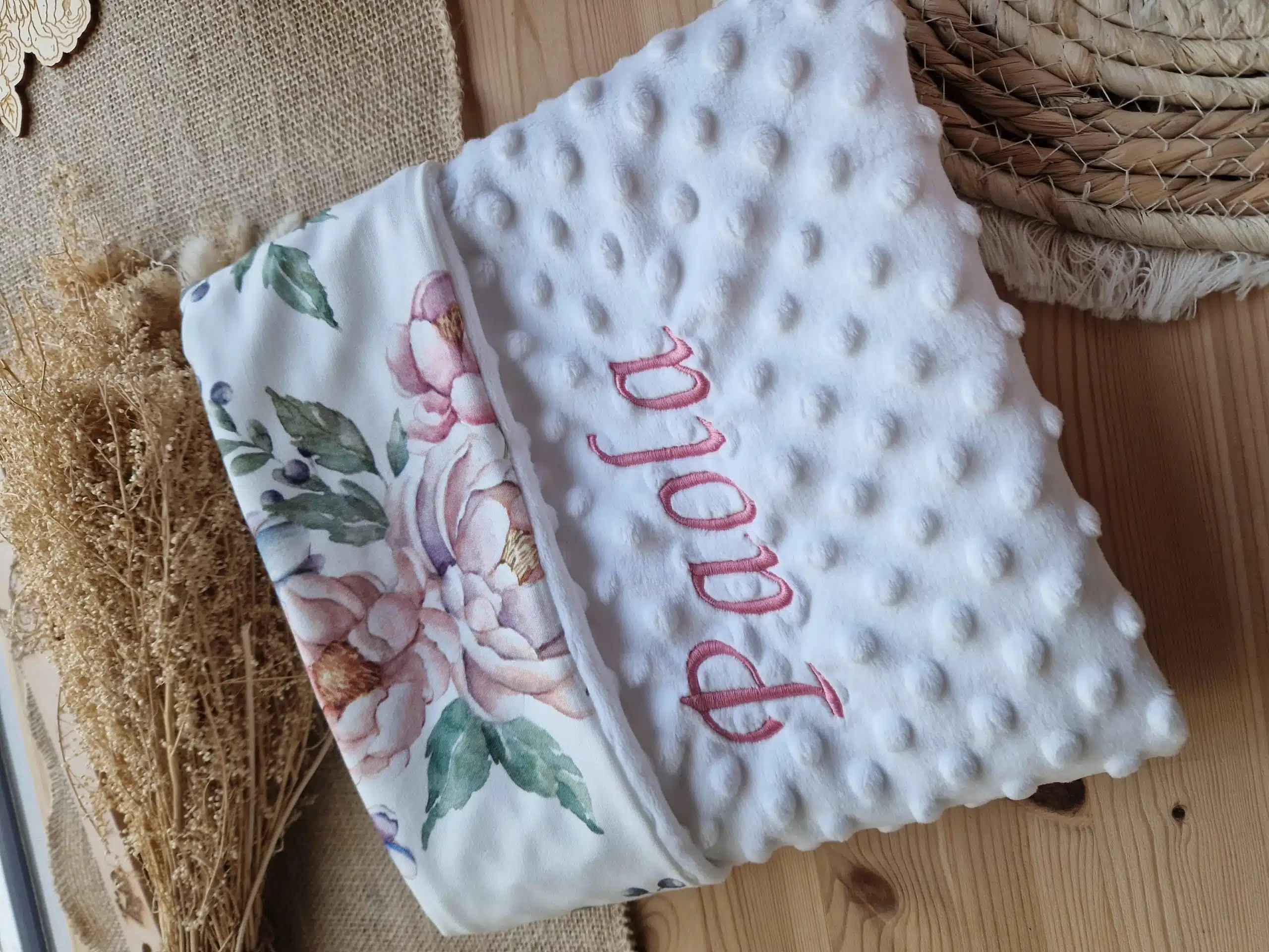 Couverture bébé minky et coton brodée – Image 38