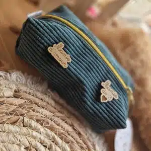 Trousse à Offrir avec son set de 4 pin&rsquo;s personnalisés