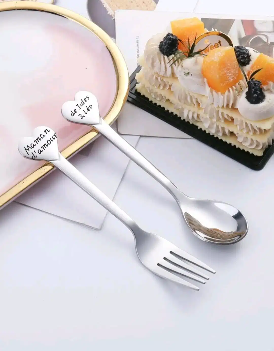 Set de couverts forme coeur gravé
