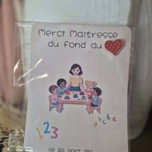 Carte de remerciement maitresse avec Pins coeur