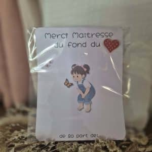 Carte de remerciement maitresse avec Pins coeur